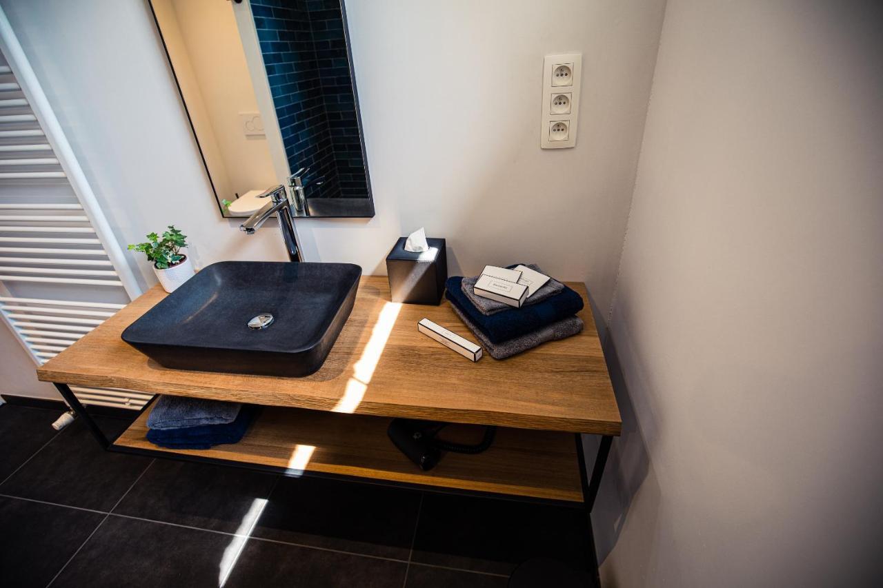 Burgemeesterhuys Beringen Bagian luar foto